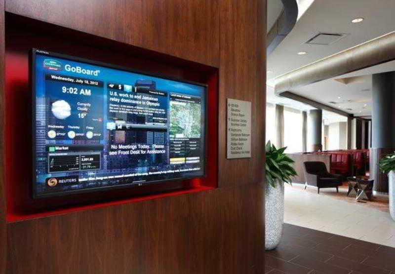 Отель Courtyard By Marriott Calgary Airport Интерьер фото